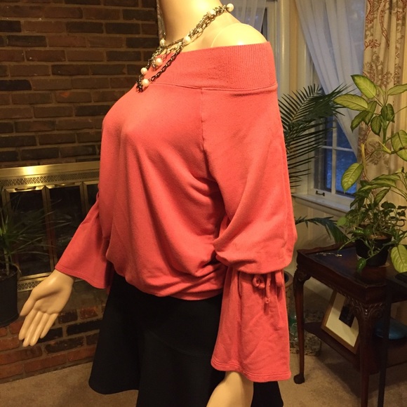 Bell Sleeves Coral Top - Picture 2 of 5